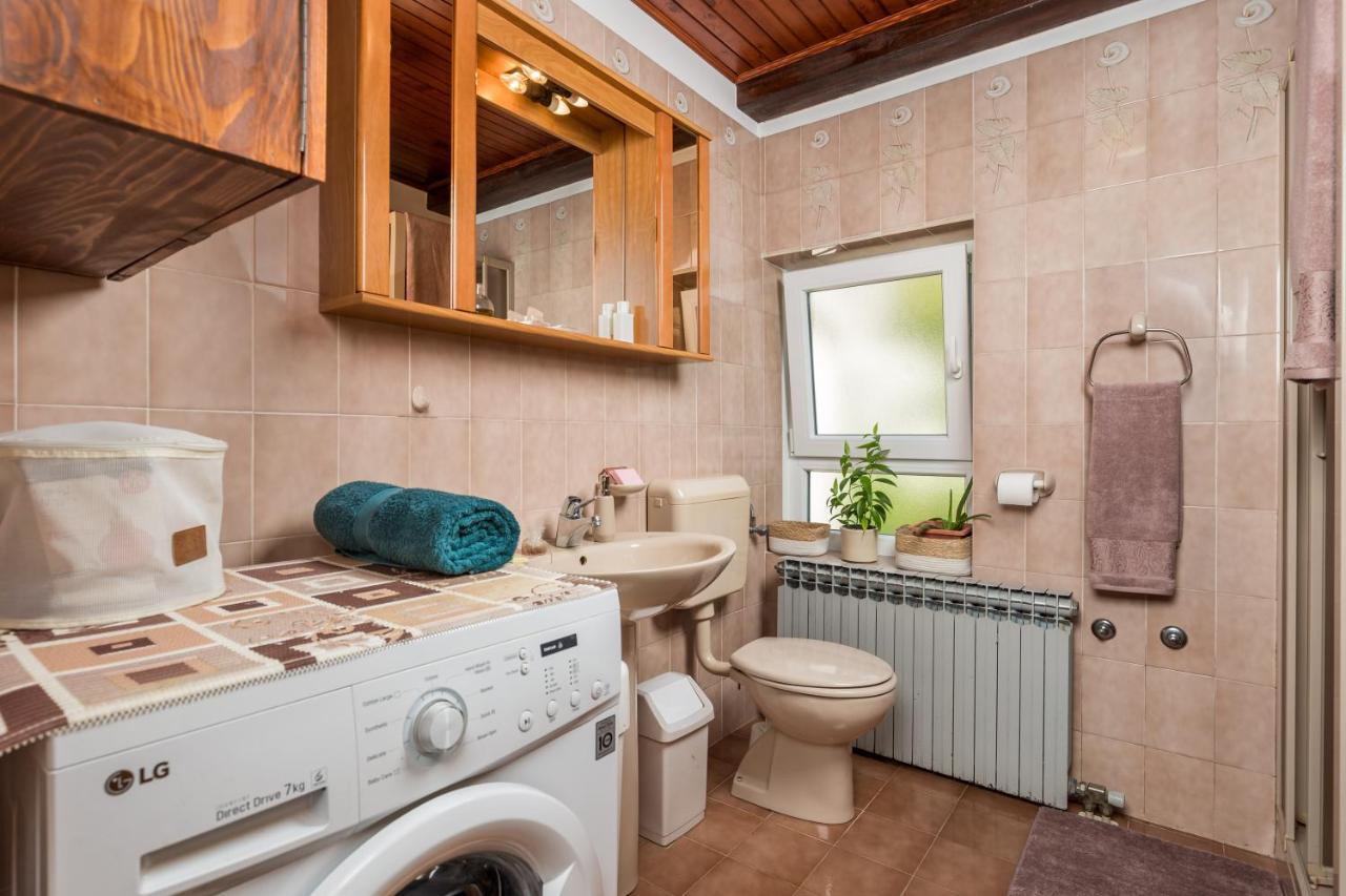 Apartment Magda With A Parking Space And Sea View Риека Экстерьер фото